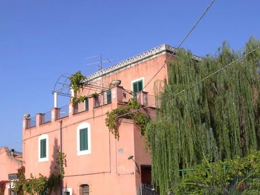 Holiday home Holiday House Taormina Trappitello