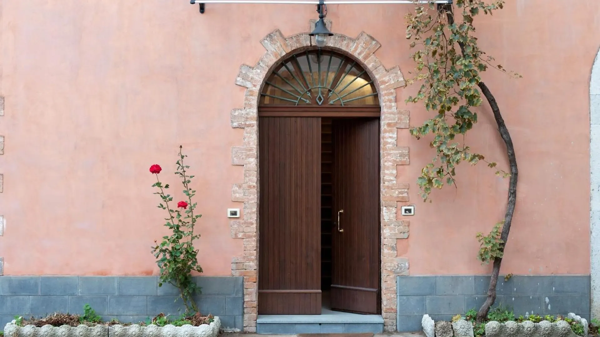Holiday House Taormina Trappitello