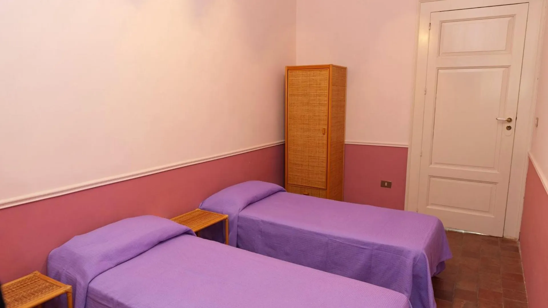 Holiday House Taormina Trappitello